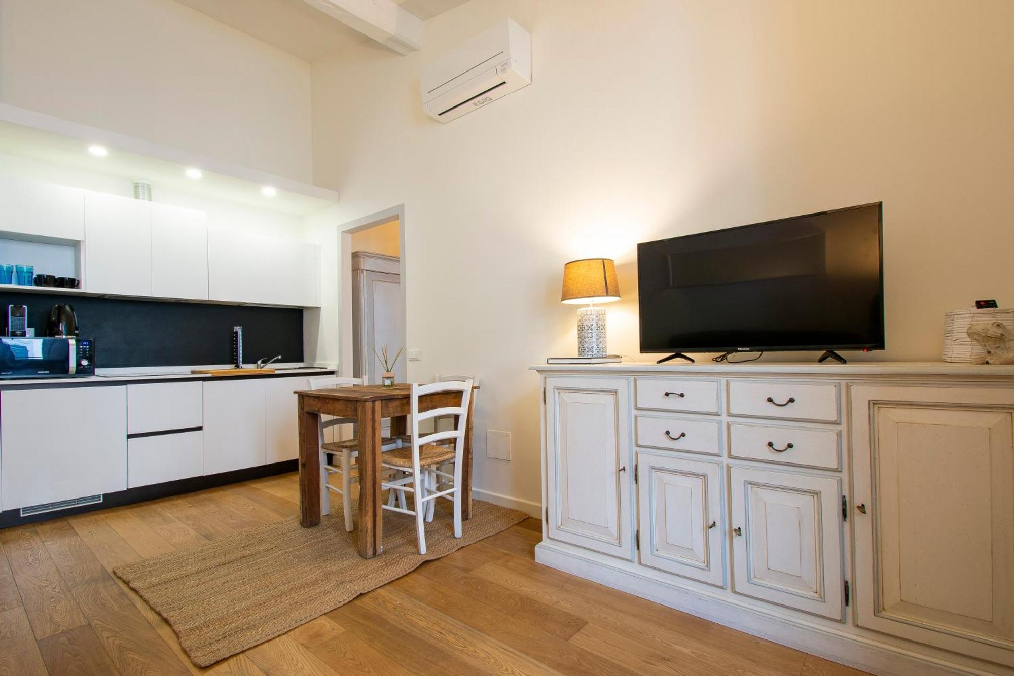 Pergola Apartment Florence